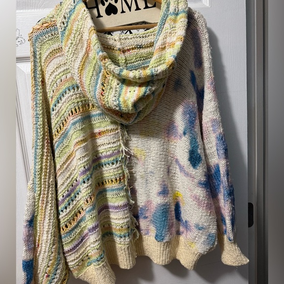 Free People Flower Child Poncho Sweater Hooded Tie Dye Patchwork size small - Picture 9 of 14